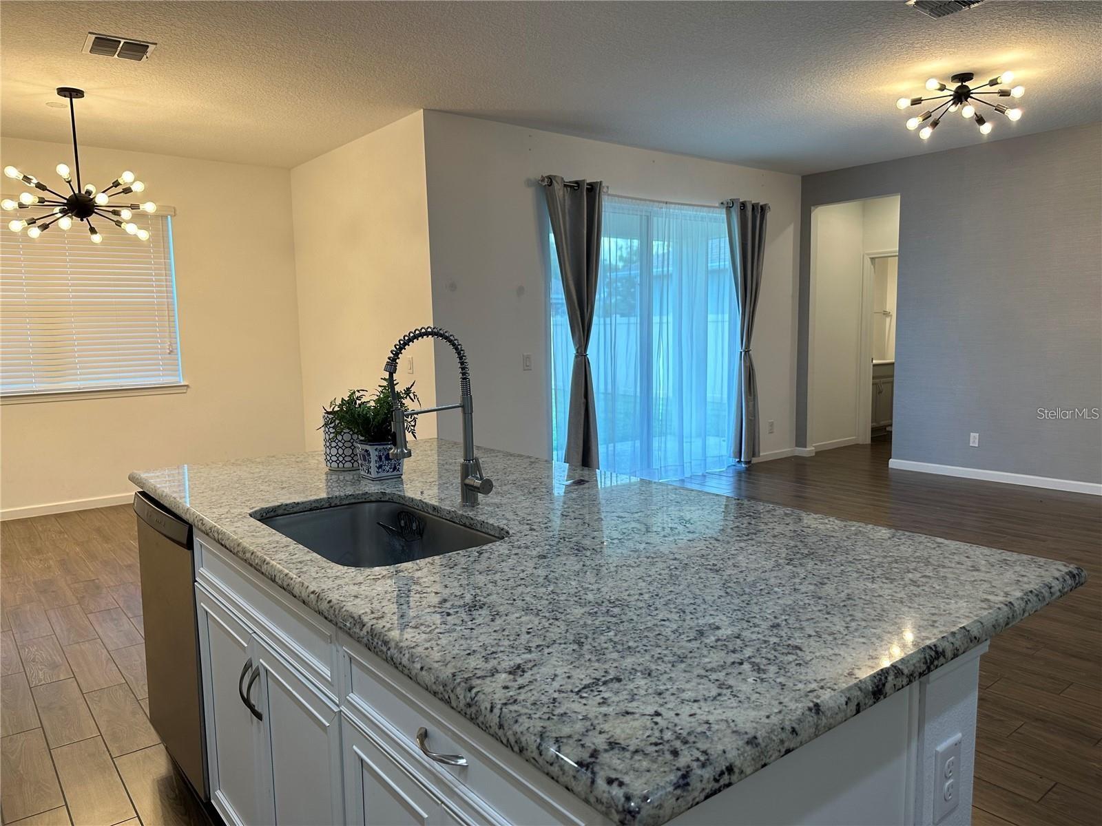 Image 4 of 30 For 7711 Tangerine Knoll Loop