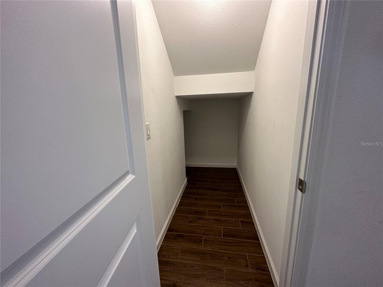 Image 9 of 30 For 7711 Tangerine Knoll Loop