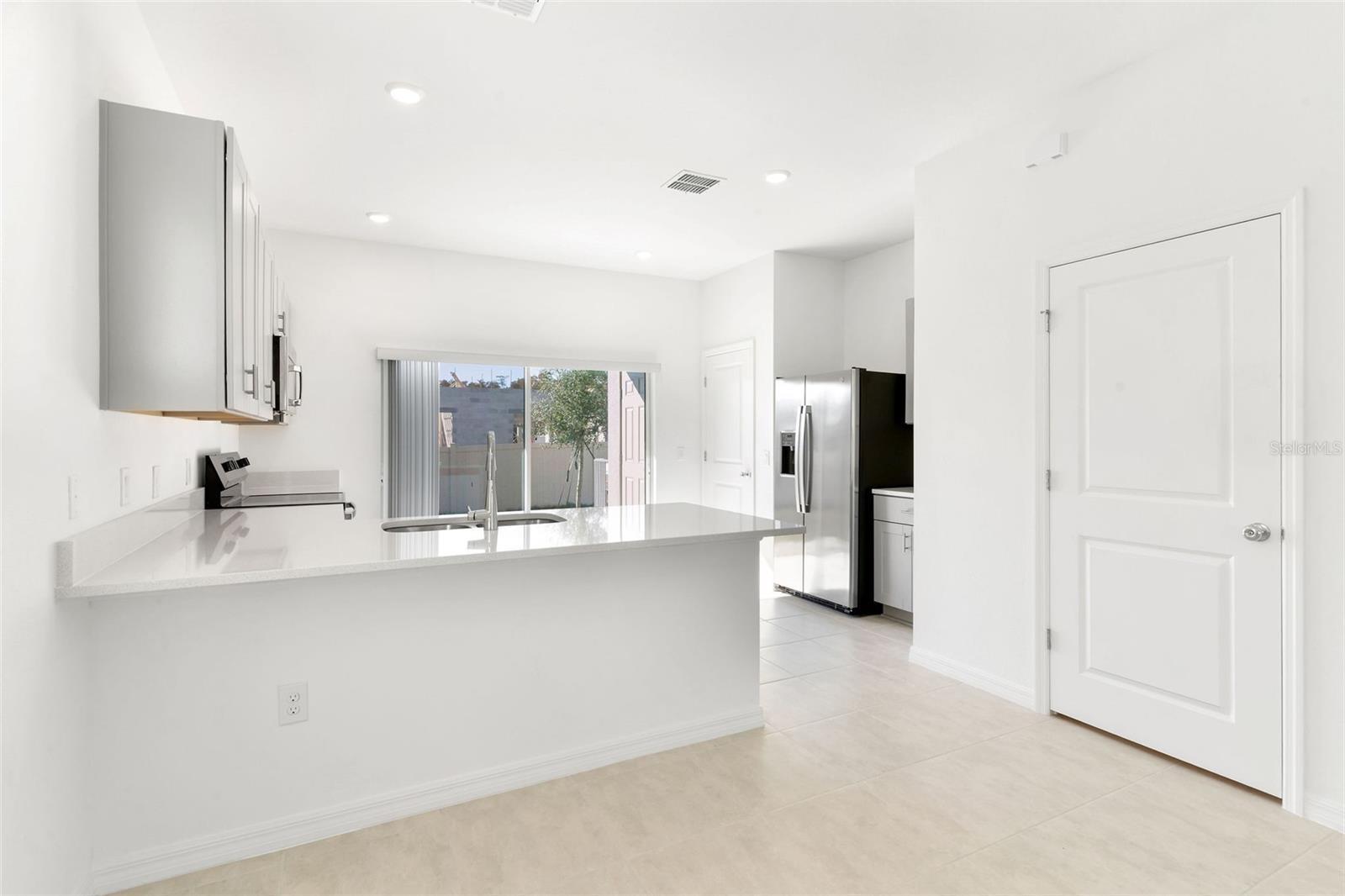 Image 15 of 48 For 2987 Skyline Loop