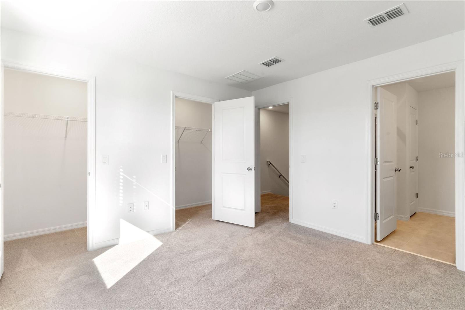 Image 23 of 48 For 2987 Skyline Loop