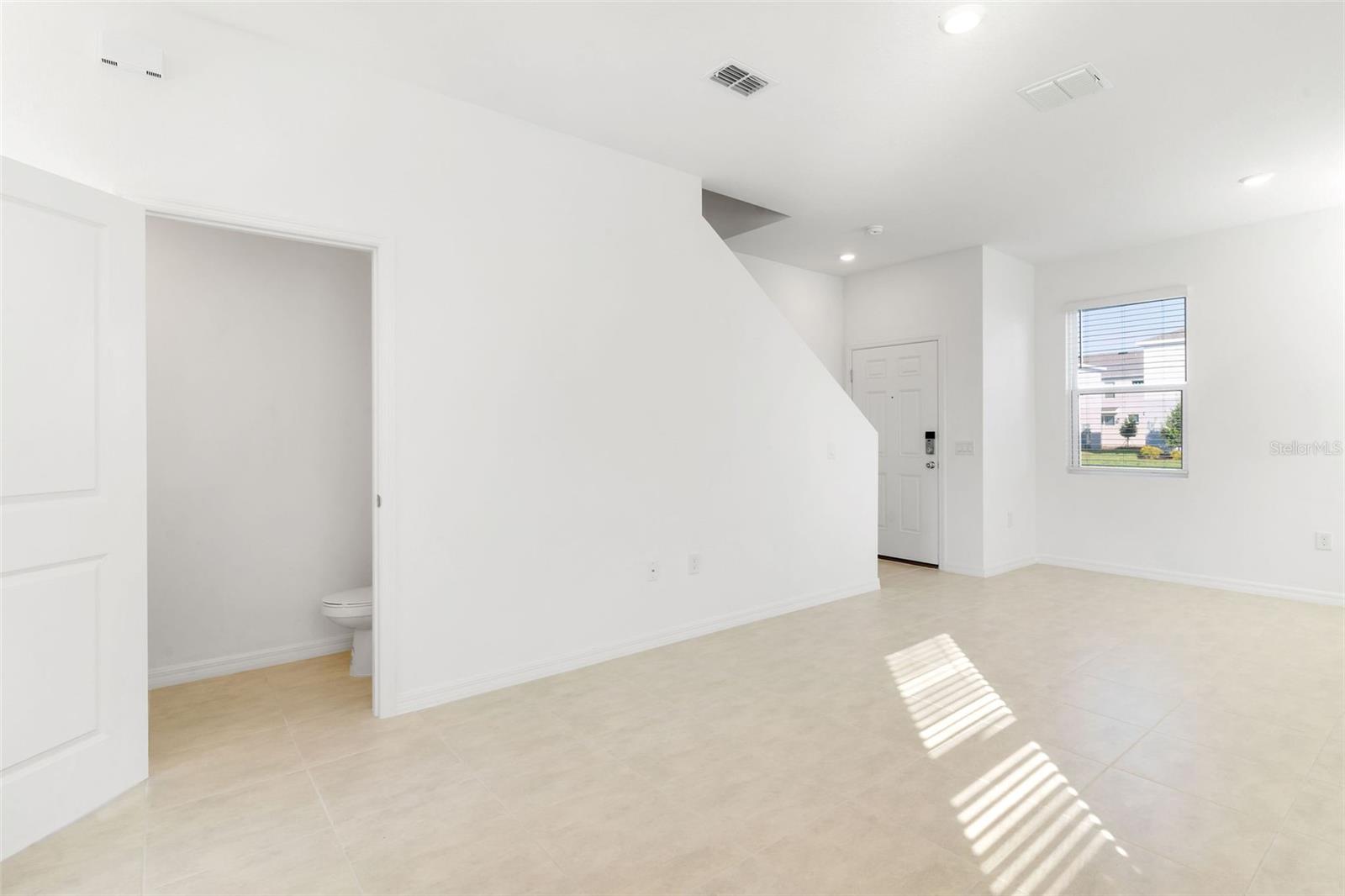 Image 4 of 48 For 2987 Skyline Loop