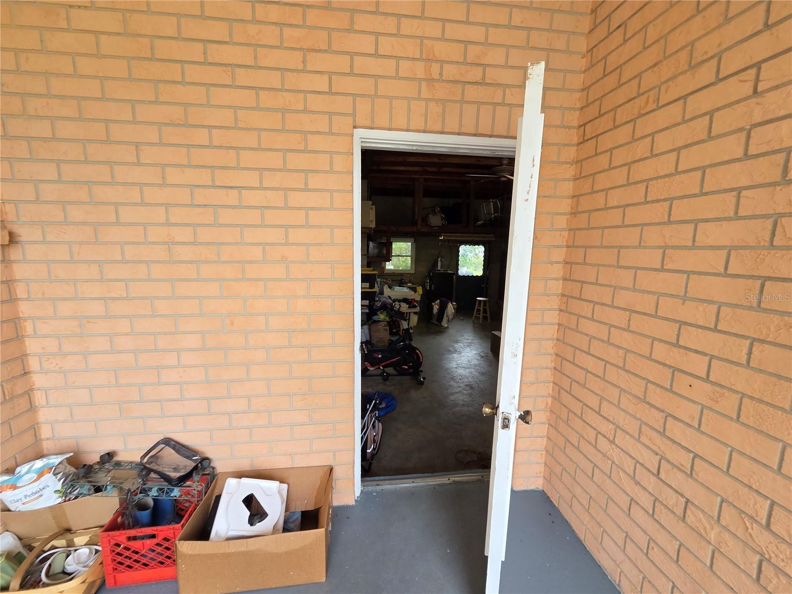 Image 33 of 41 For 1836 Palmetto Avenue