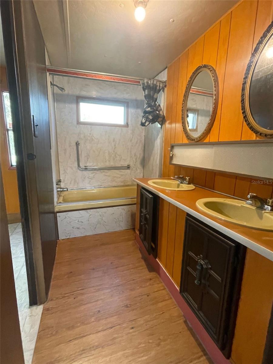 Image 14 of 25 For 15756 Trigonia Street