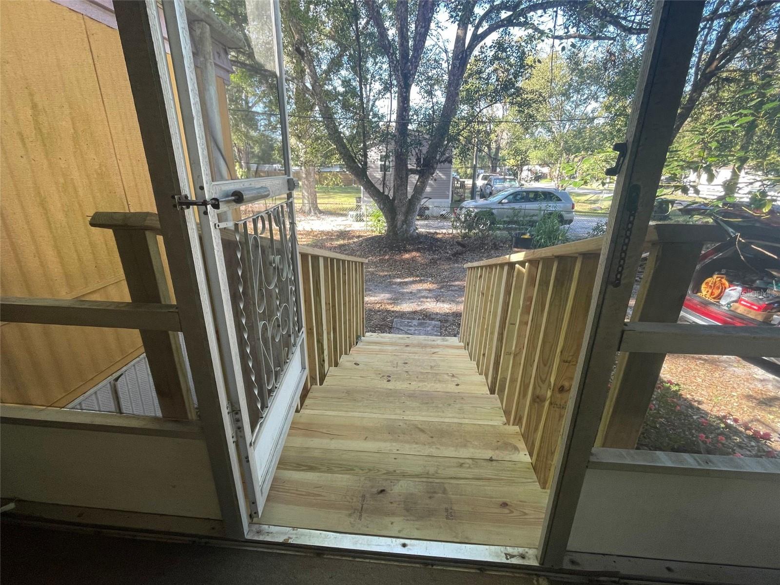 Image 7 of 25 For 15756 Trigonia Street