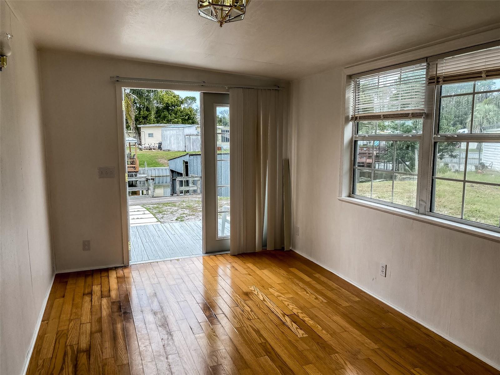 Image 5 of 12 For 26143 Rose Lane