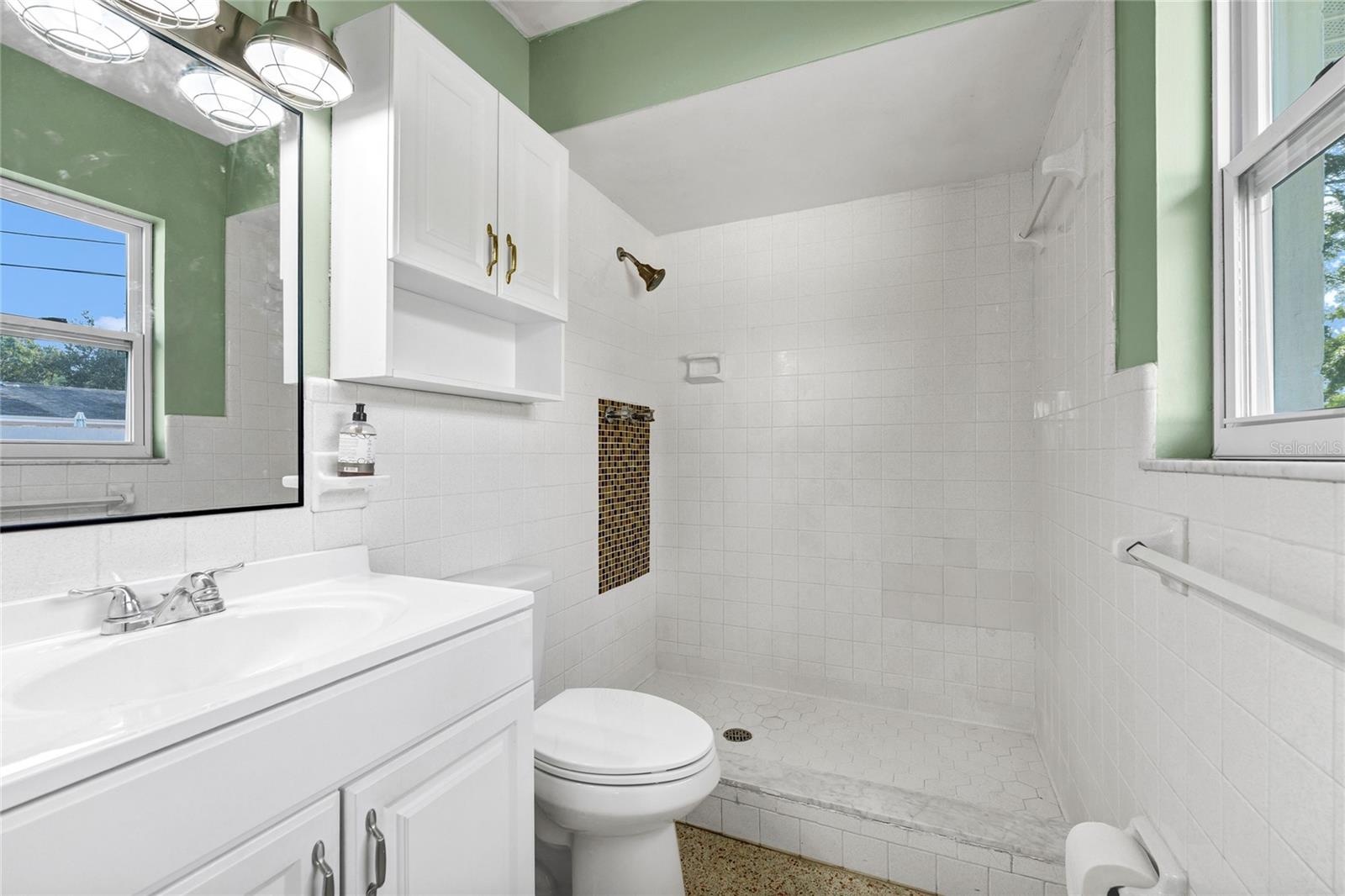 Image 22 of 32 For 810 Morocco Avenue