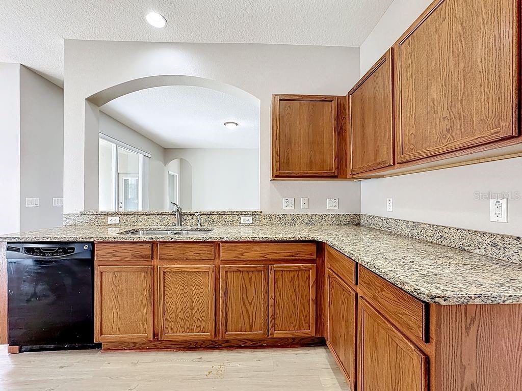 Image 21 of 76 For 15612 Montesino Drive