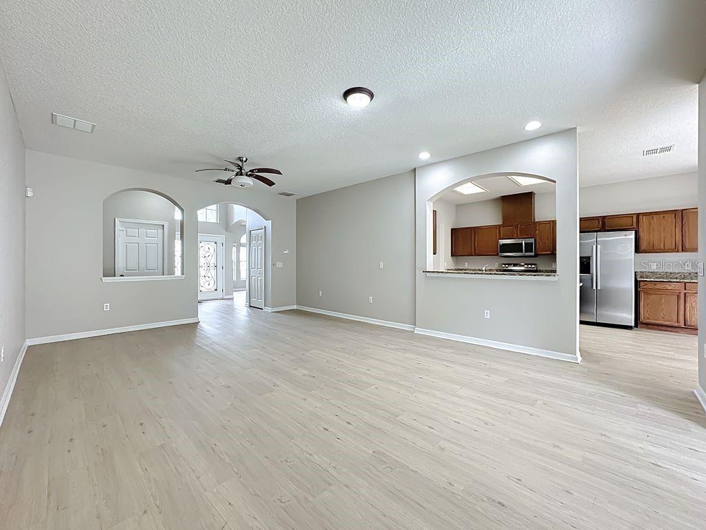 Image 25 of 76 For 15612 Montesino Drive