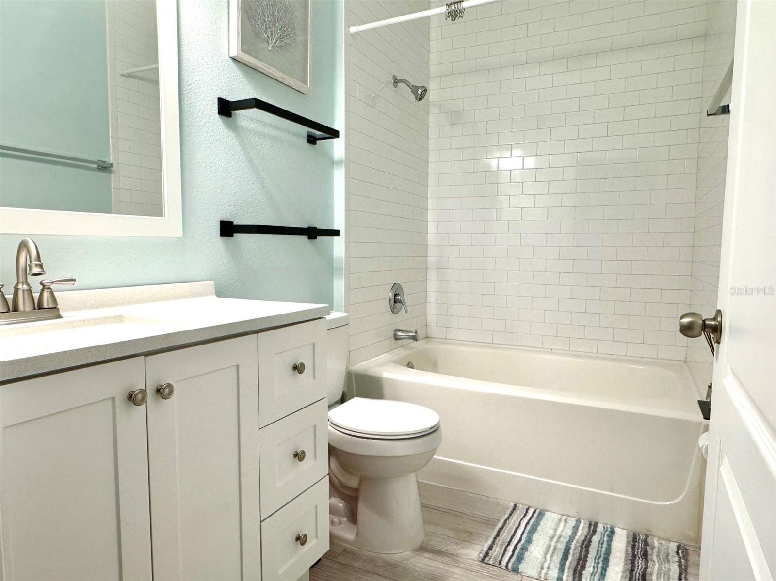 Image 9 of 25 For 8842 Villa View Circle 108