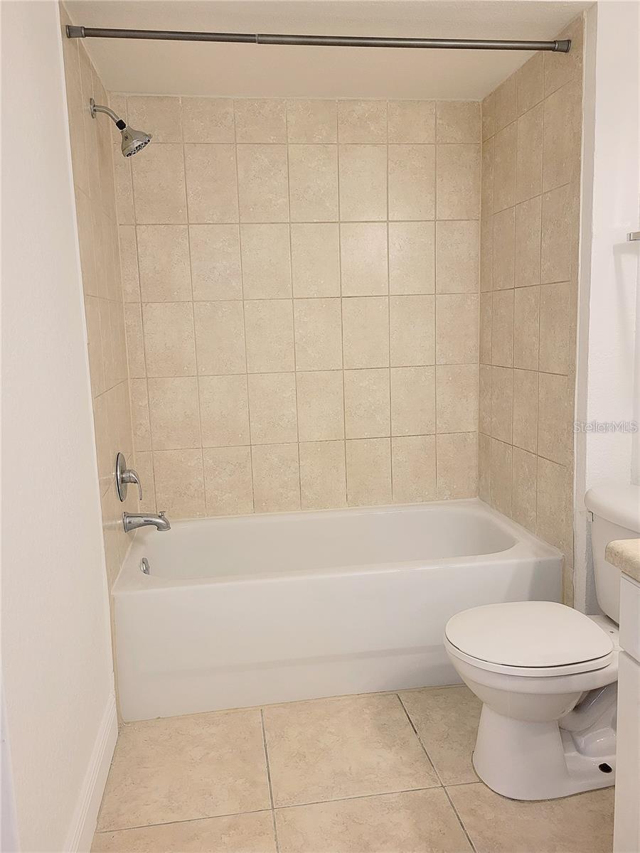 Image 16 of 29 For 4528 Commander Drive 2011