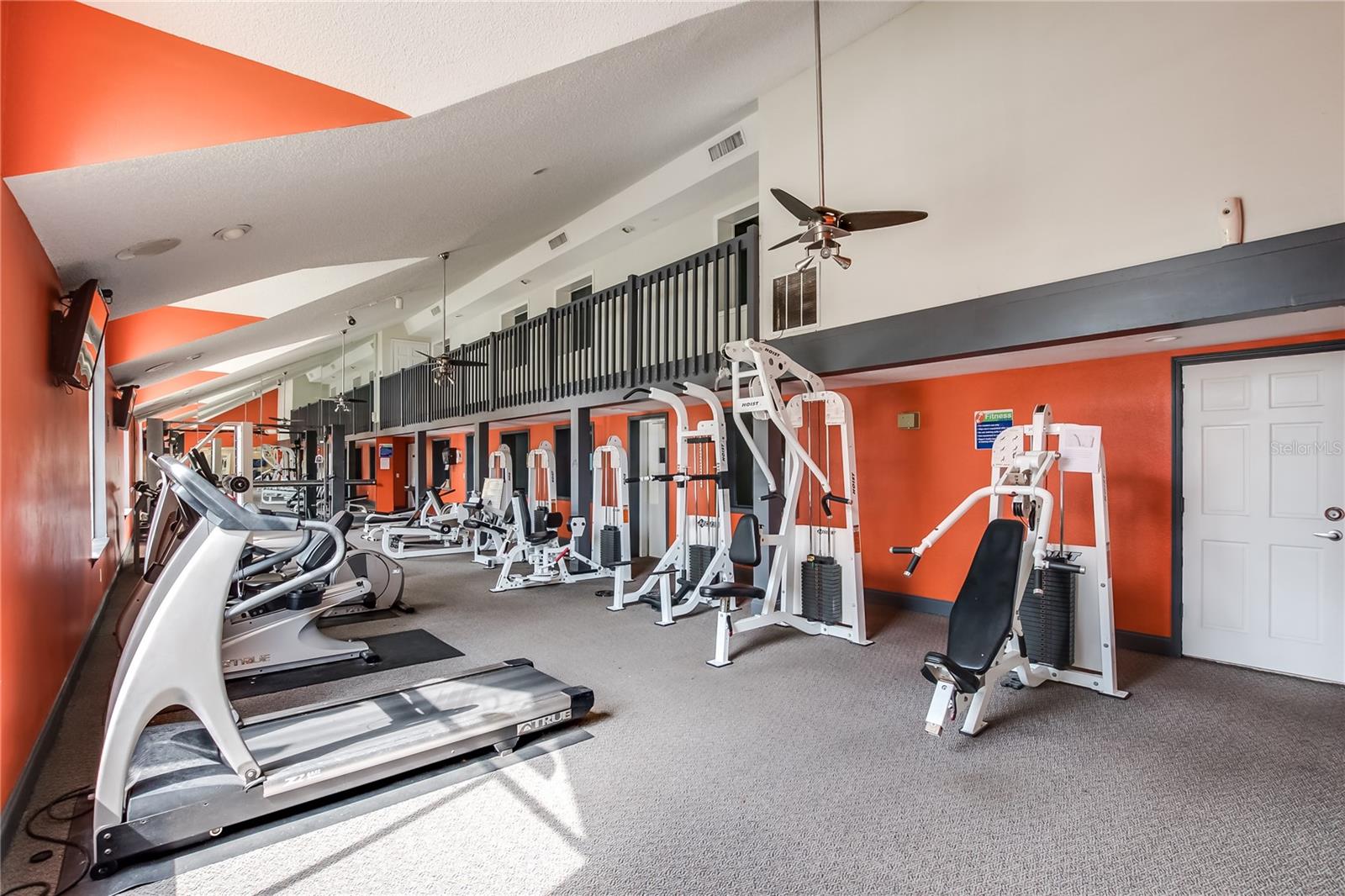 Image 25 of 29 For 4528 Commander Drive 2011