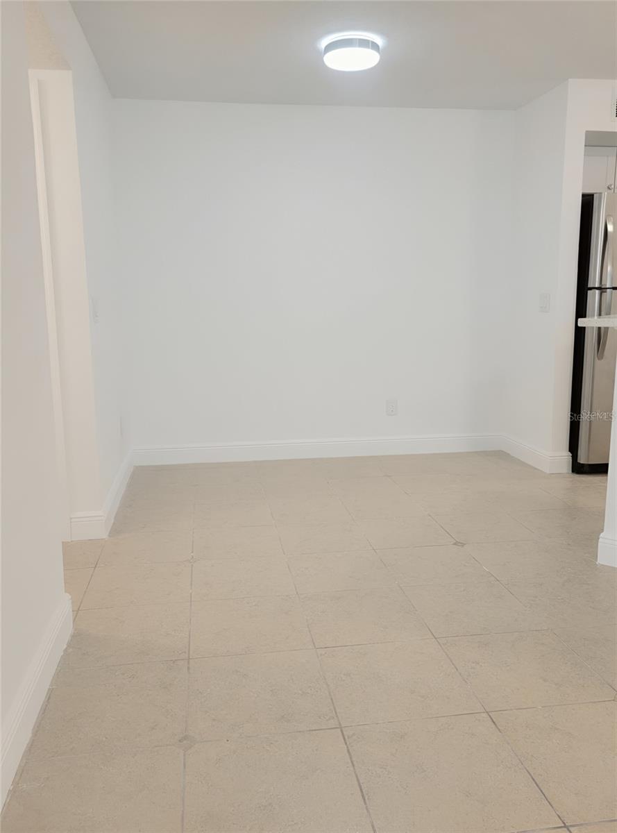 Image 9 of 29 For 4528 Commander Drive 2011