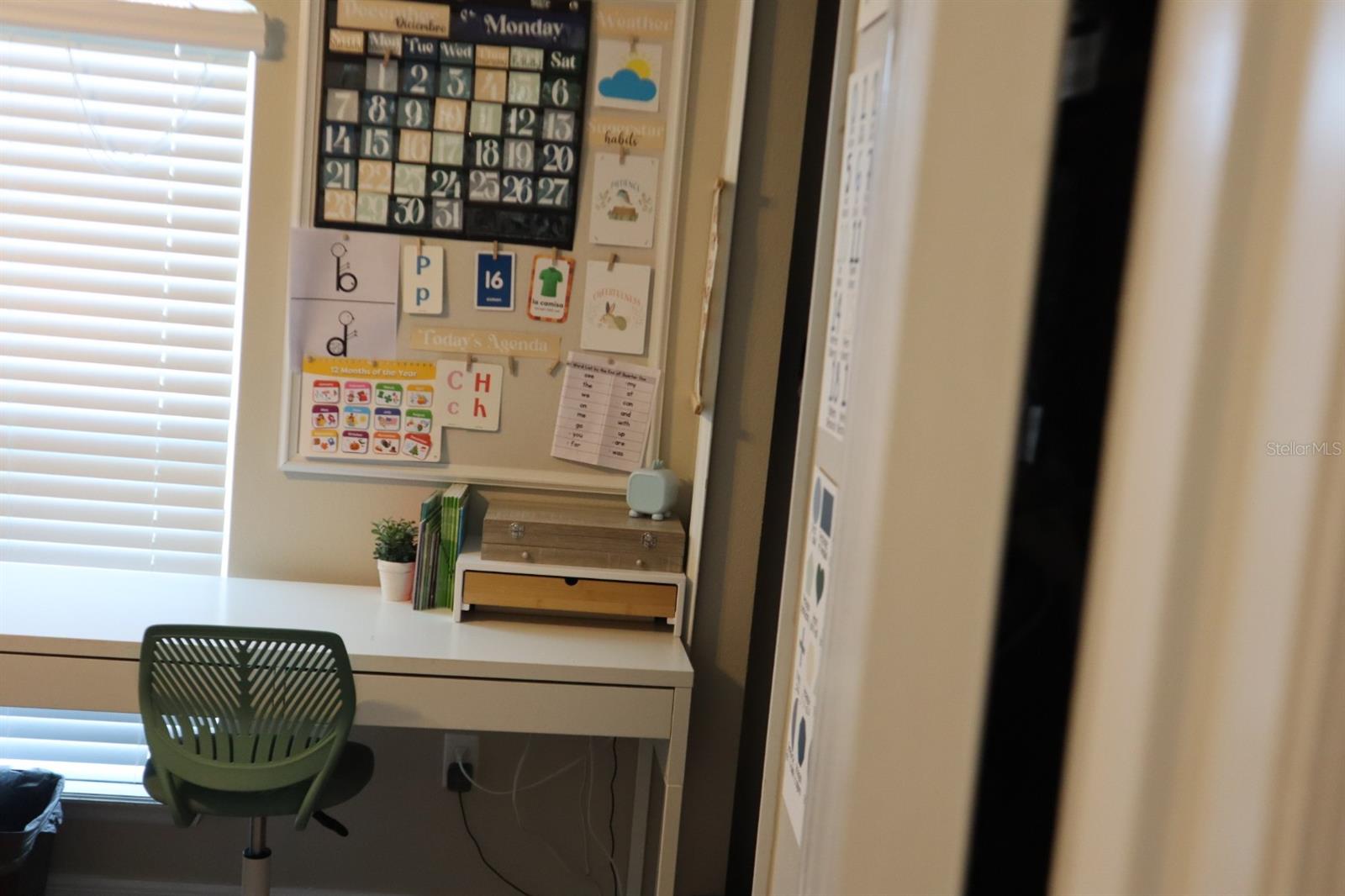 Image 18 of 21 For 3026 Victoria Glen Drive