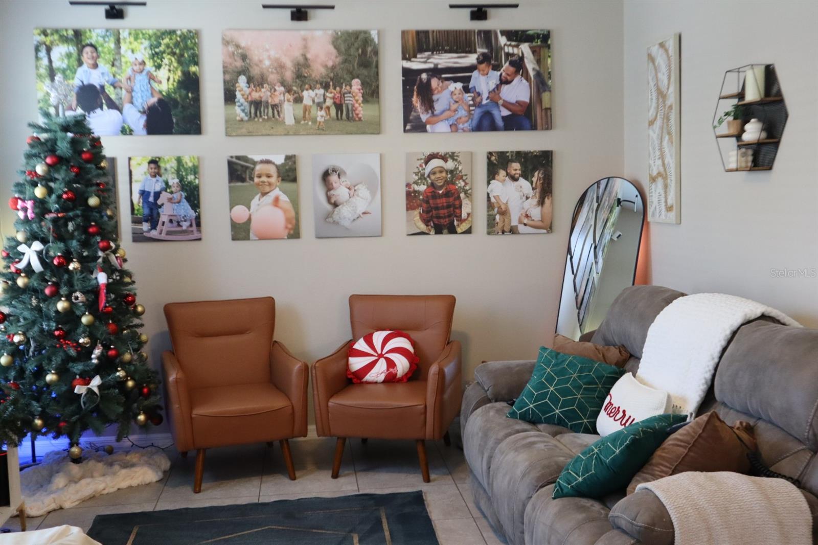 Image 5 of 21 For 3026 Victoria Glen Drive