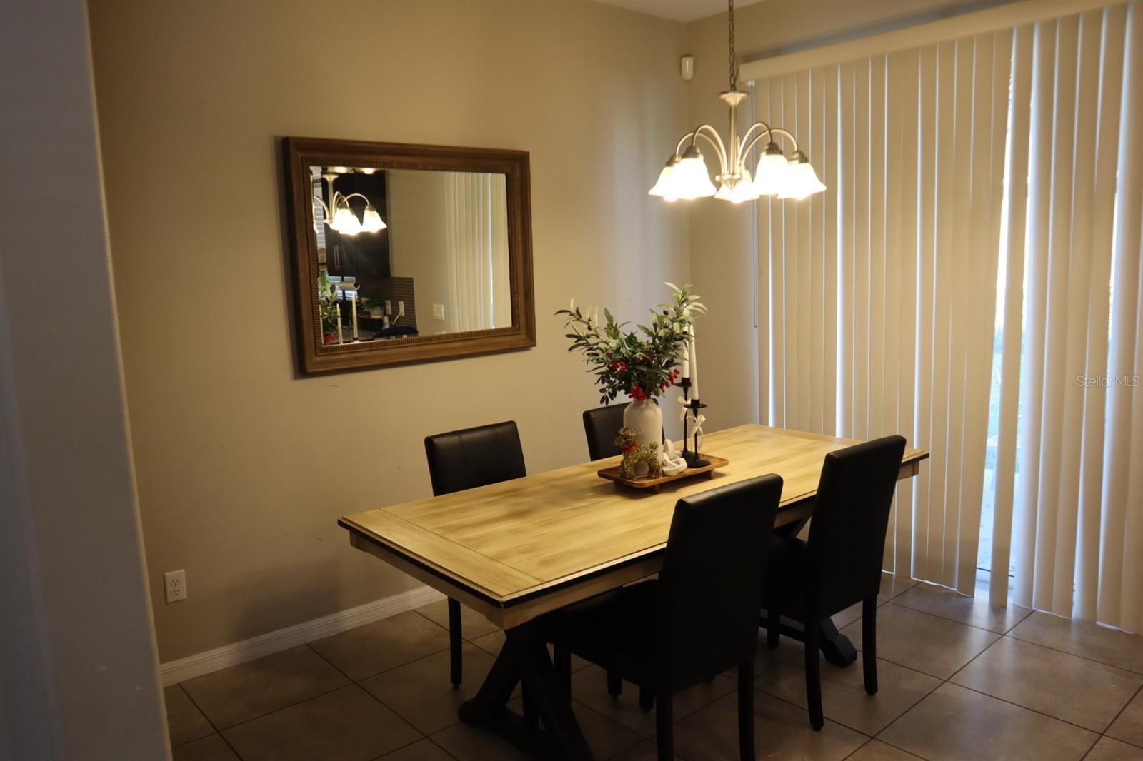 Image 8 of 21 For 3026 Victoria Glen Drive