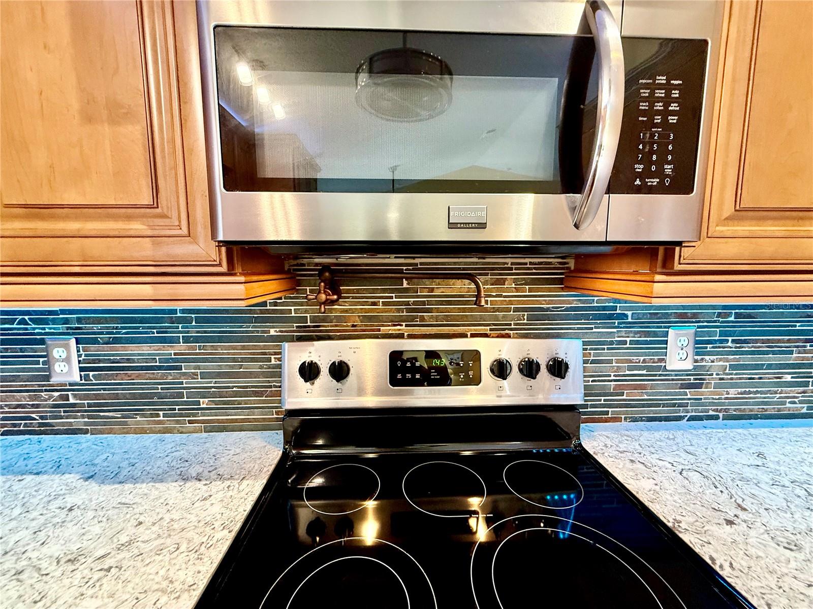 Image 13 of 49 For 2034 Ambergris Drive