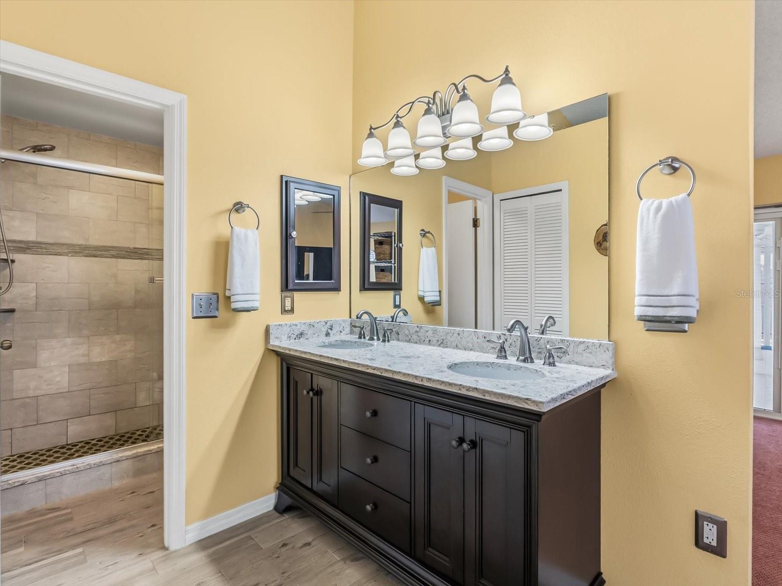 Image 21 of 49 For 2034 Ambergris Drive