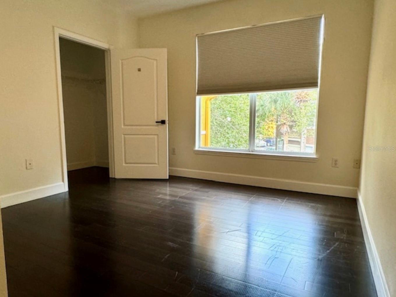 Image 18 of 36 For 8843 Villa View Circle 207