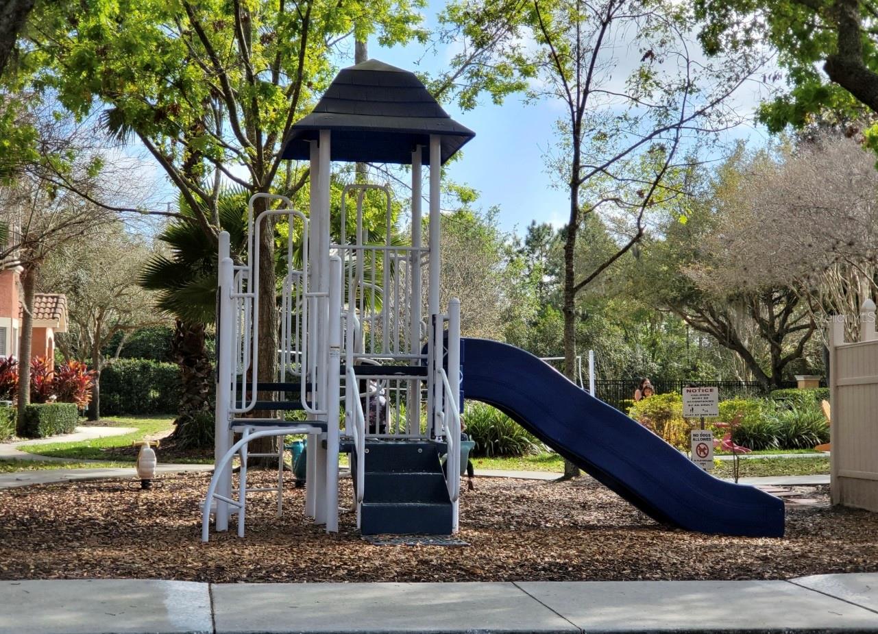 Image 34 of 36 For 8843 Villa View Circle 207