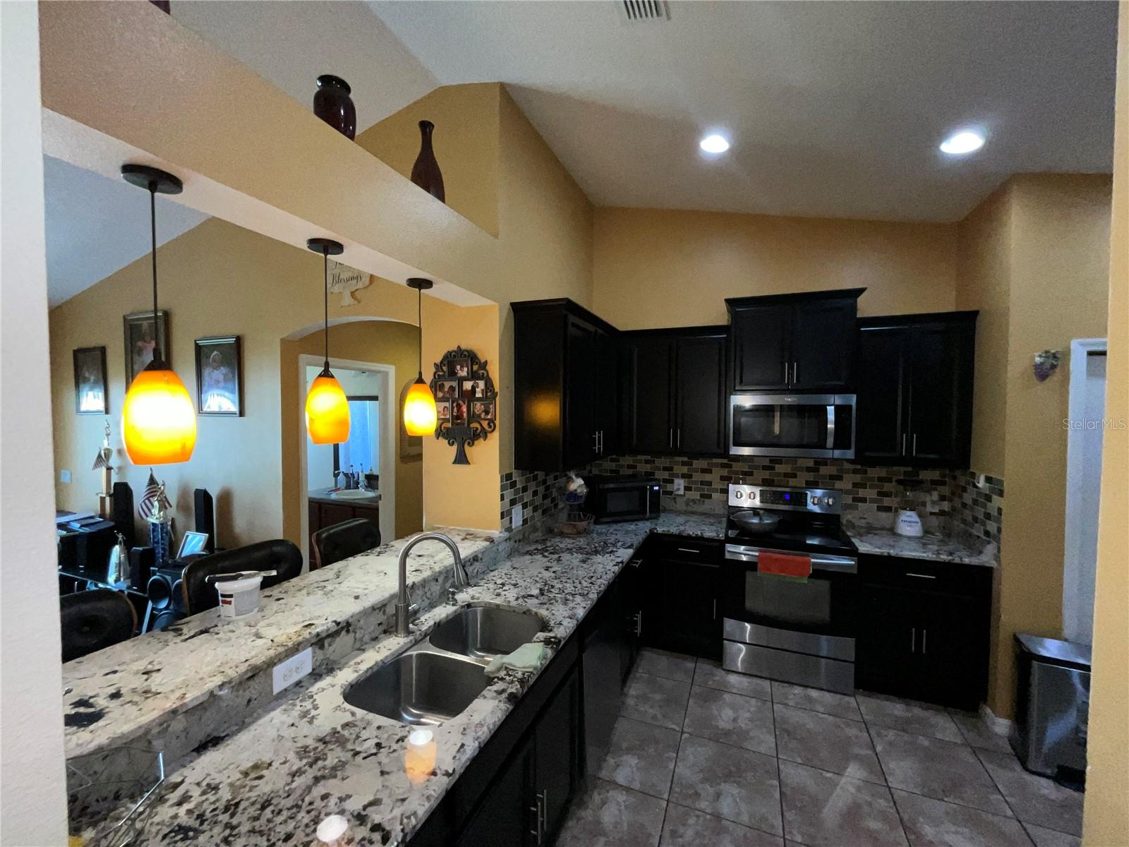 Image 16 of 55 For 3636 Sail Harbor Drive