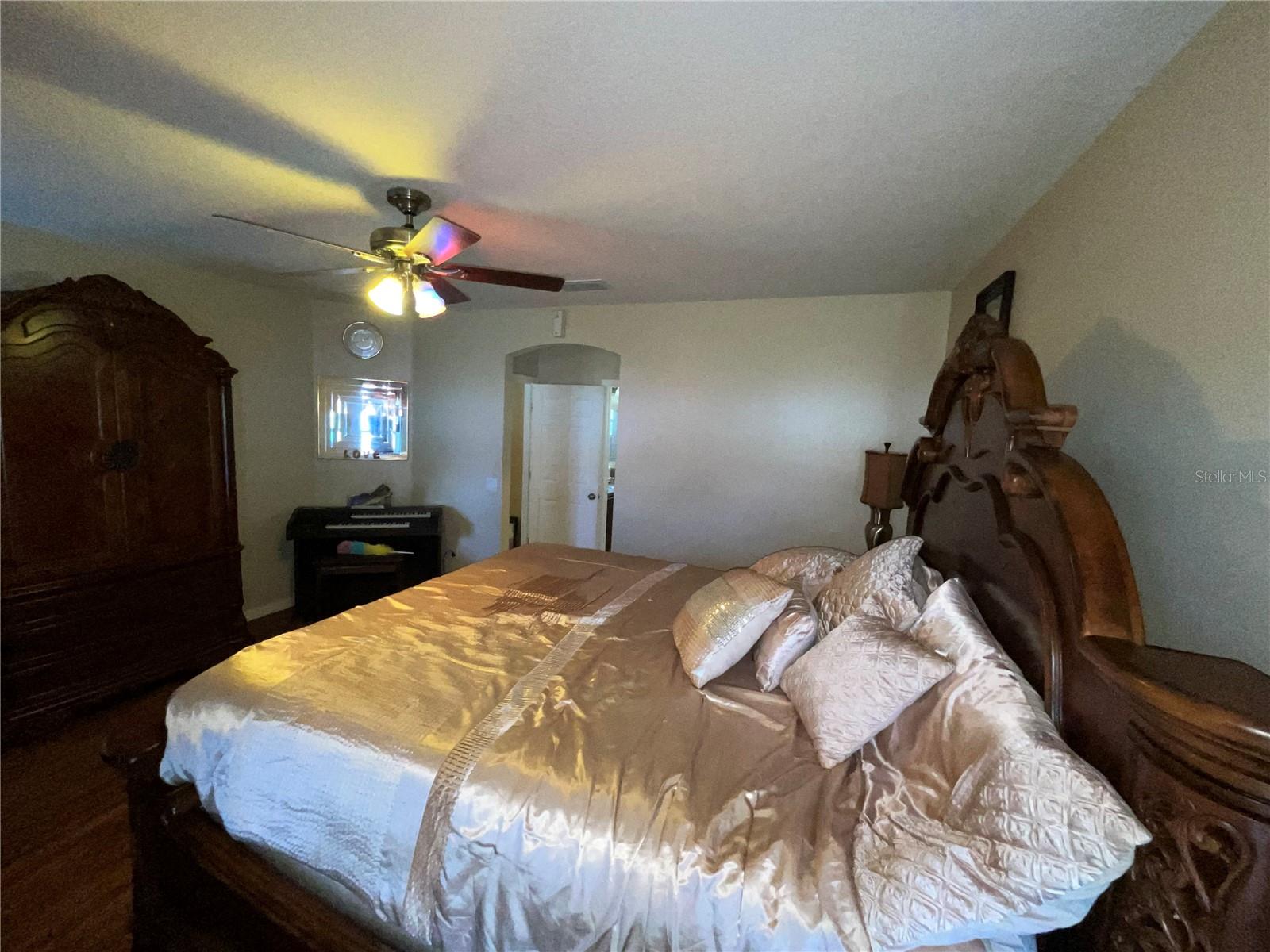 Image 24 of 55 For 3636 Sail Harbor Drive