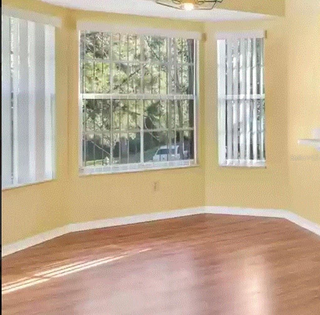 Image 3 of 7 For 2046 Royal Bay Boulevard 10