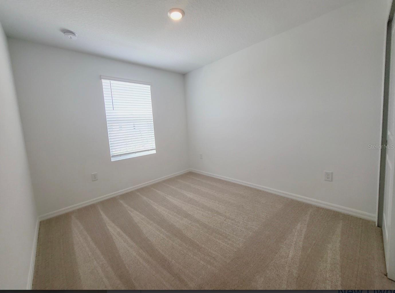 Image 14 of 17 For 1811 Roosevelt Place