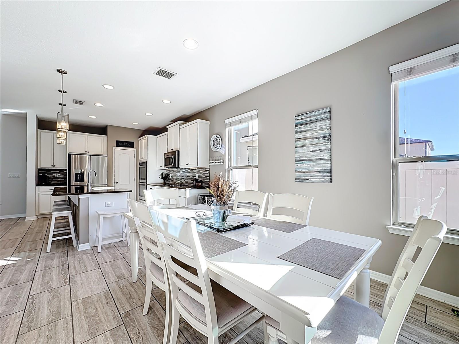 Image 15 of 48 For 1234 Fountain Coin Loop