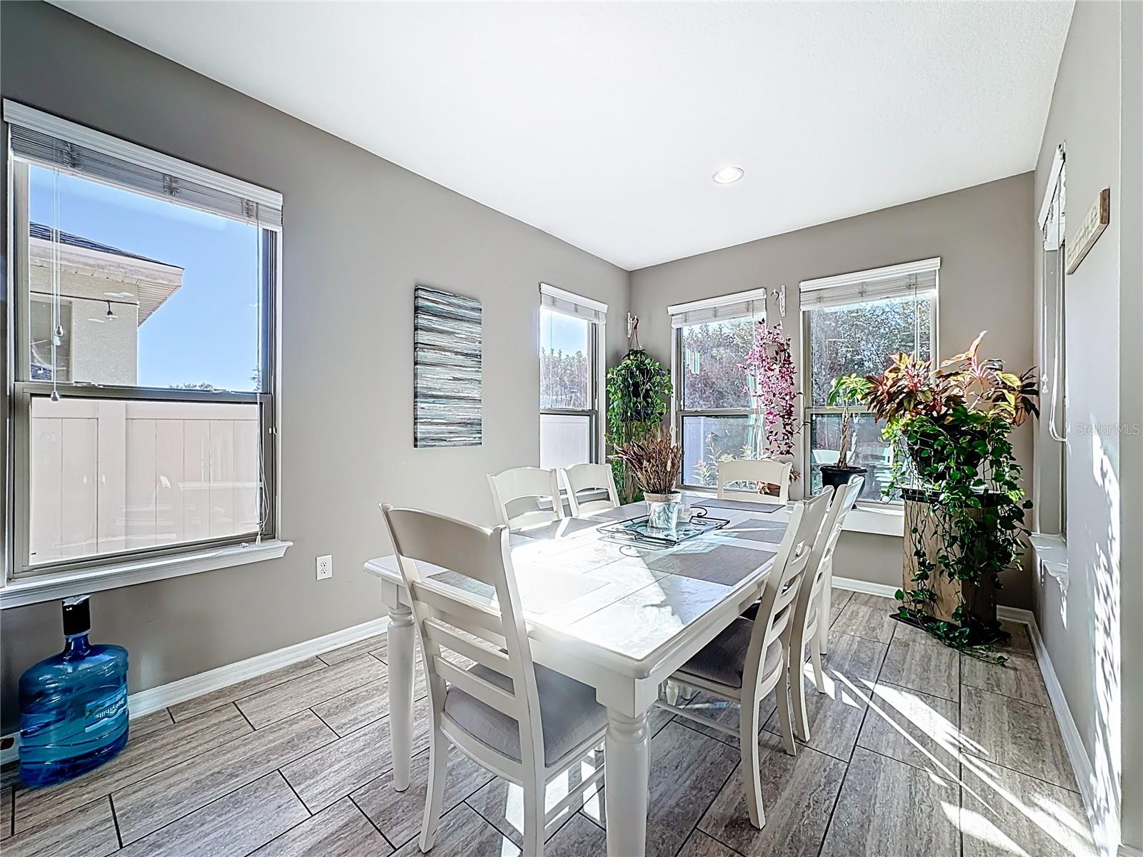 Image 17 of 48 For 1234 Fountain Coin Loop