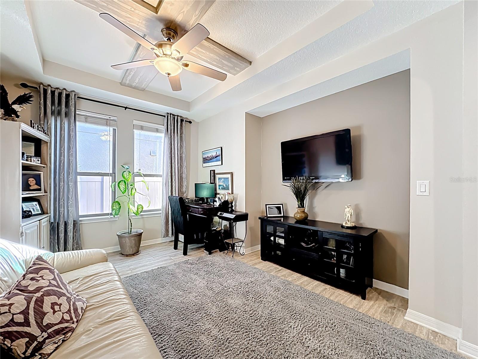 Image 19 of 48 For 1234 Fountain Coin Loop