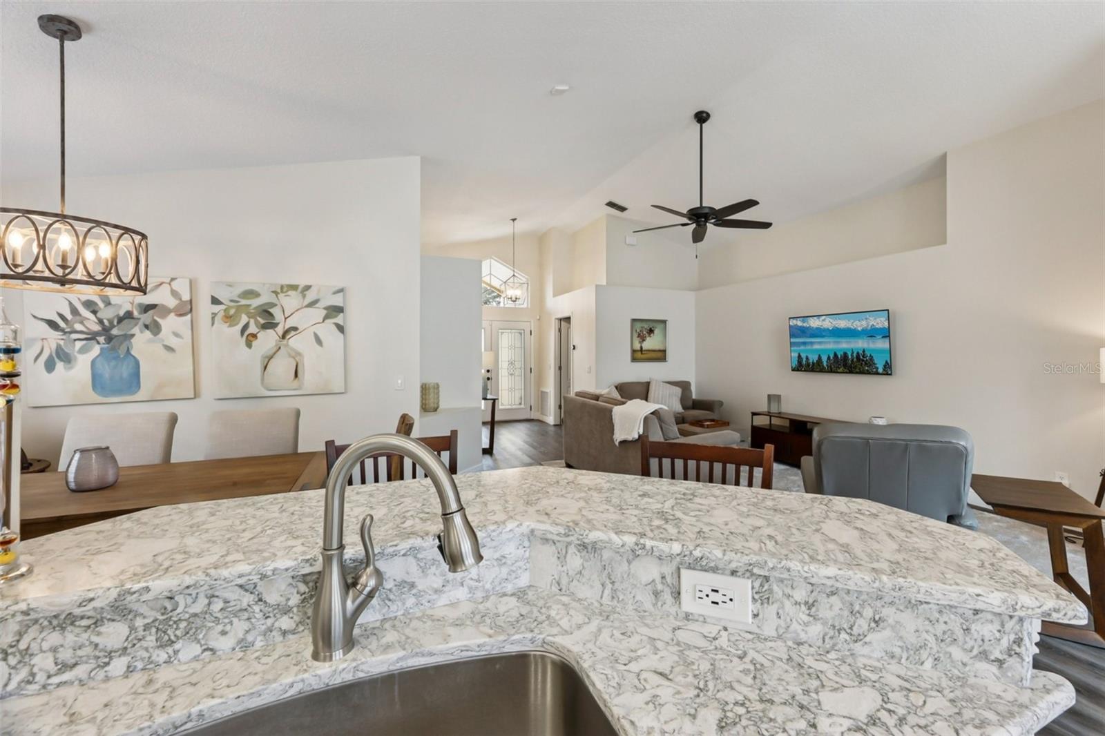 Image 14 of 46 For 2337 Runyon Court