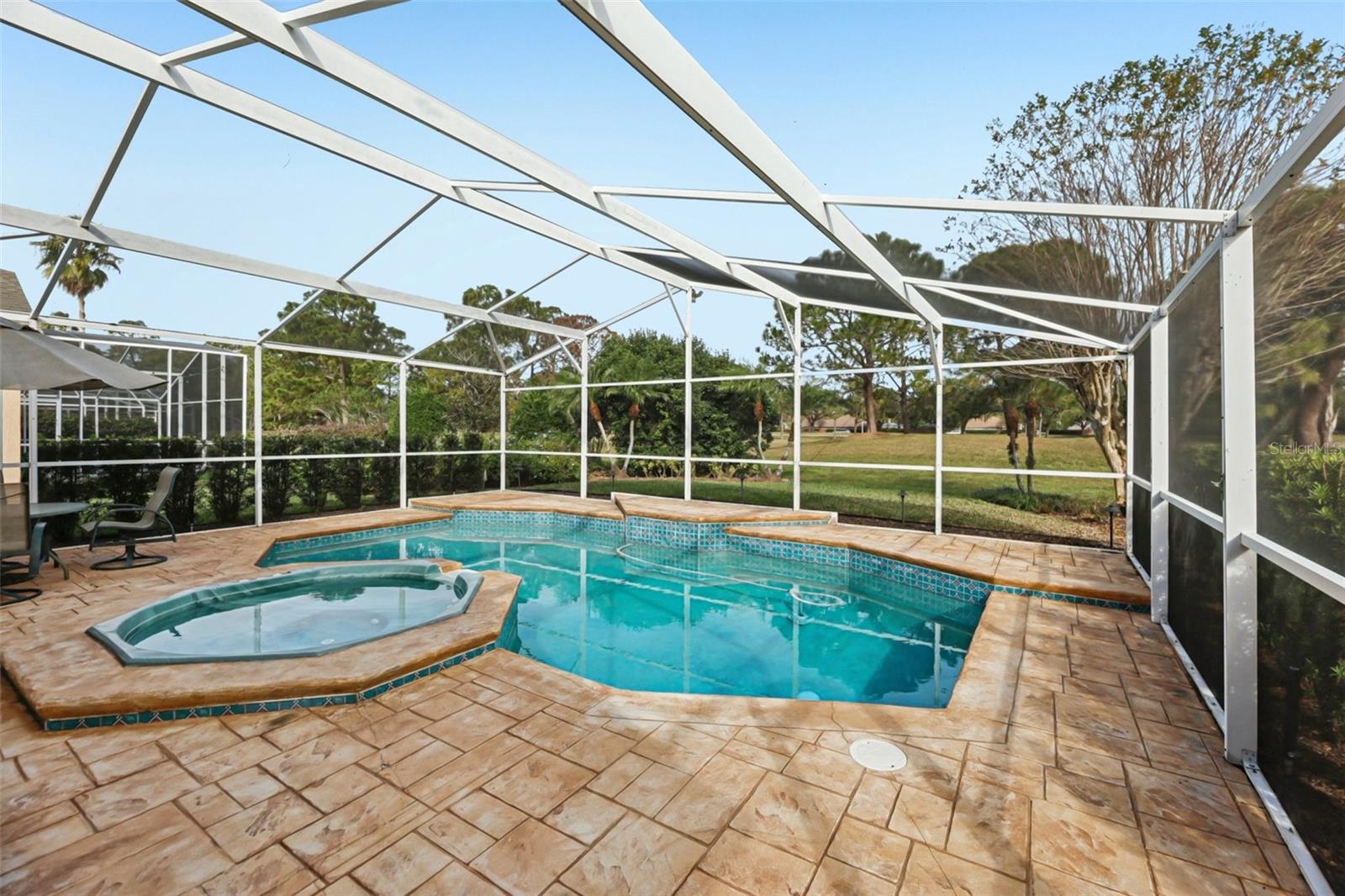 Image 24 of 46 For 2337 Runyon Court