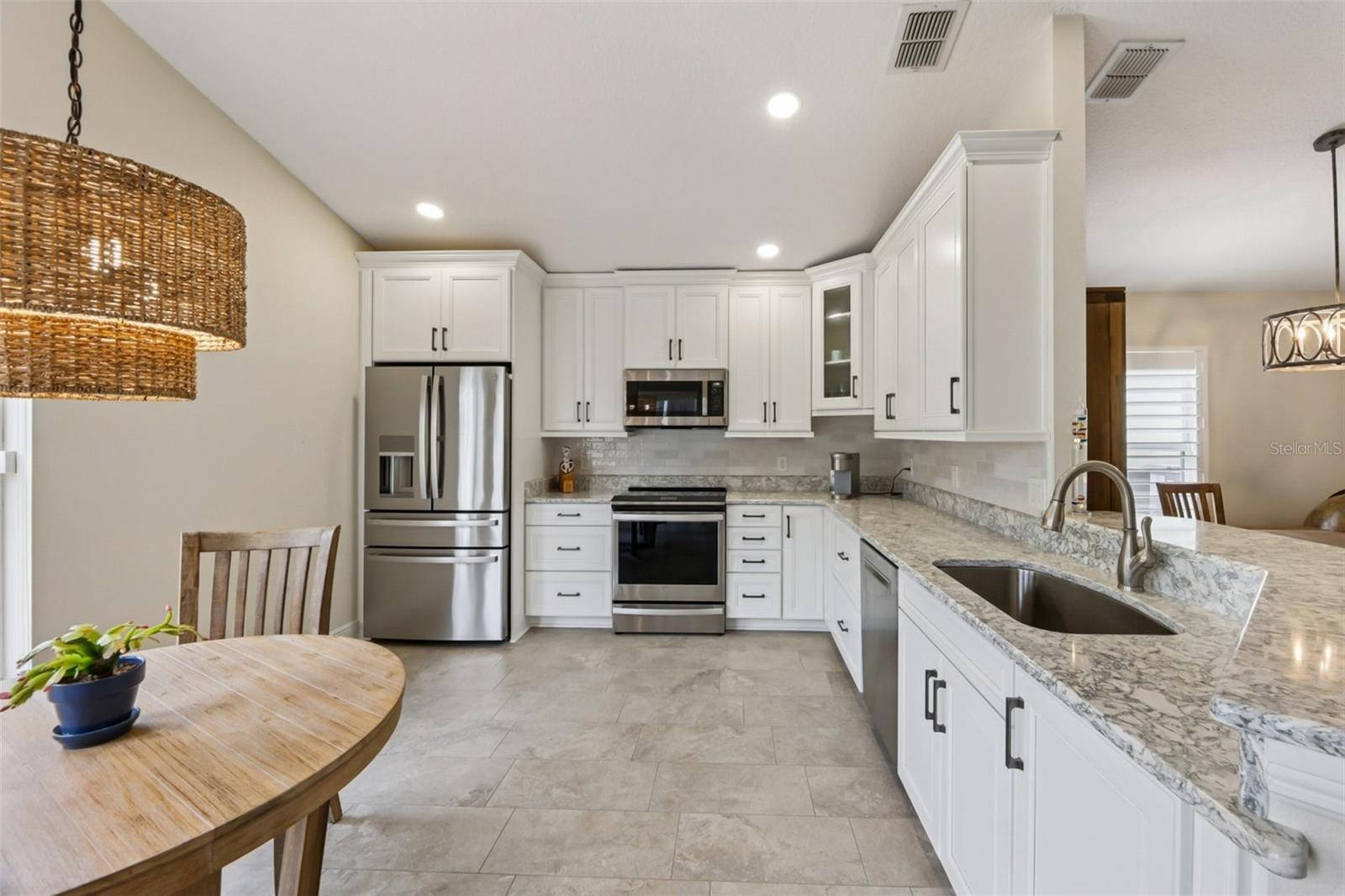 Image 3 of 46 For 2337 Runyon Court