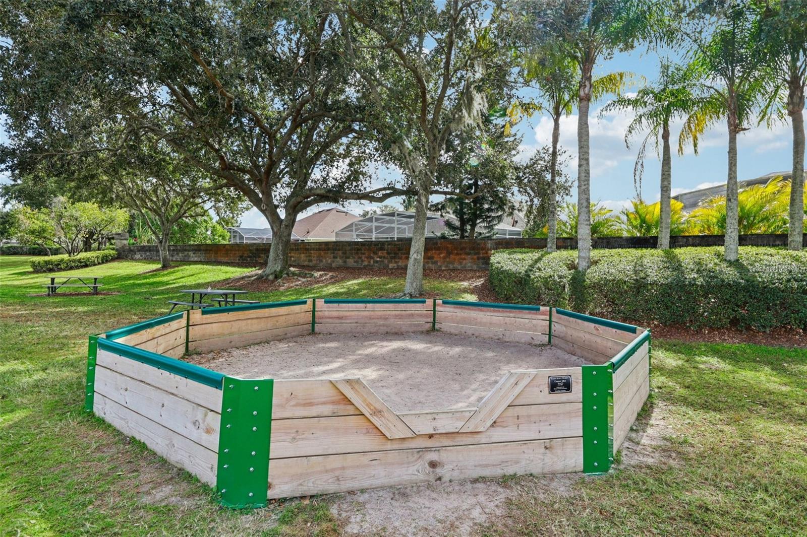 Image 36 of 46 For 2337 Runyon Court