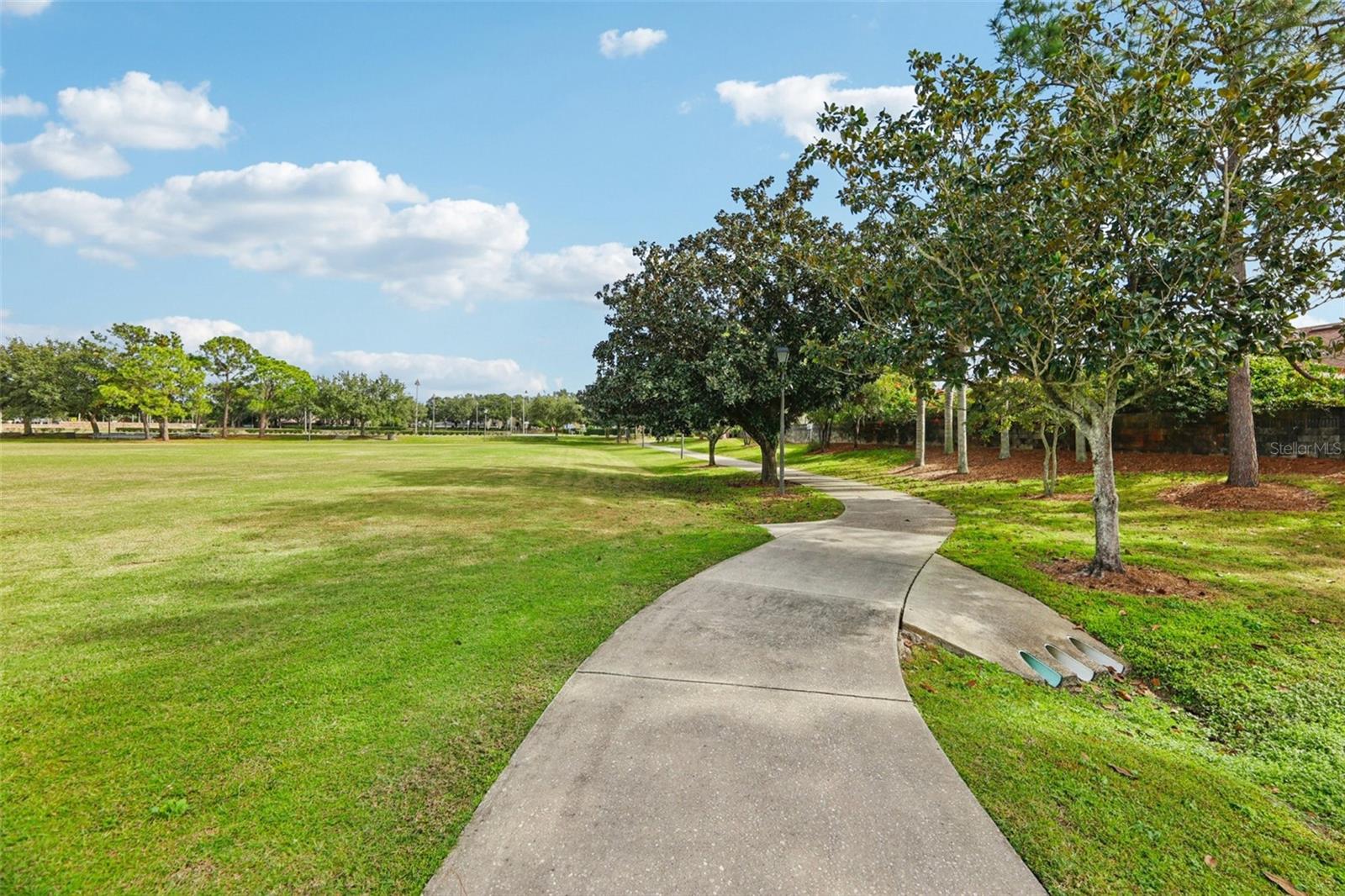 Image 37 of 46 For 2337 Runyon Court