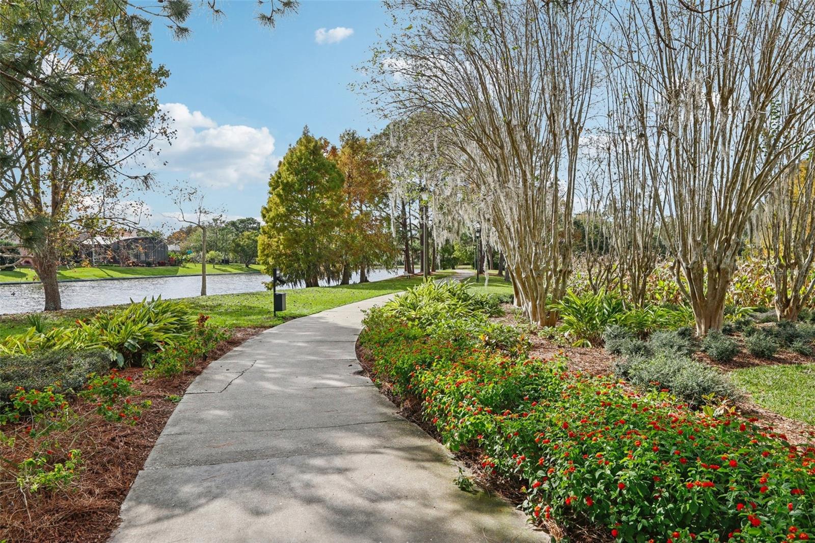 Image 43 of 46 For 2337 Runyon Court