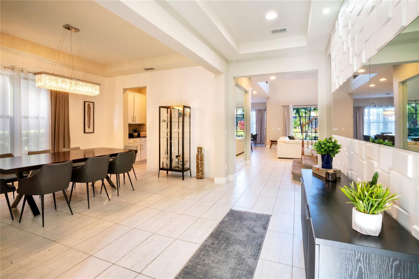 Image 4 of 36 For 9210 Royal Estates Boulevard