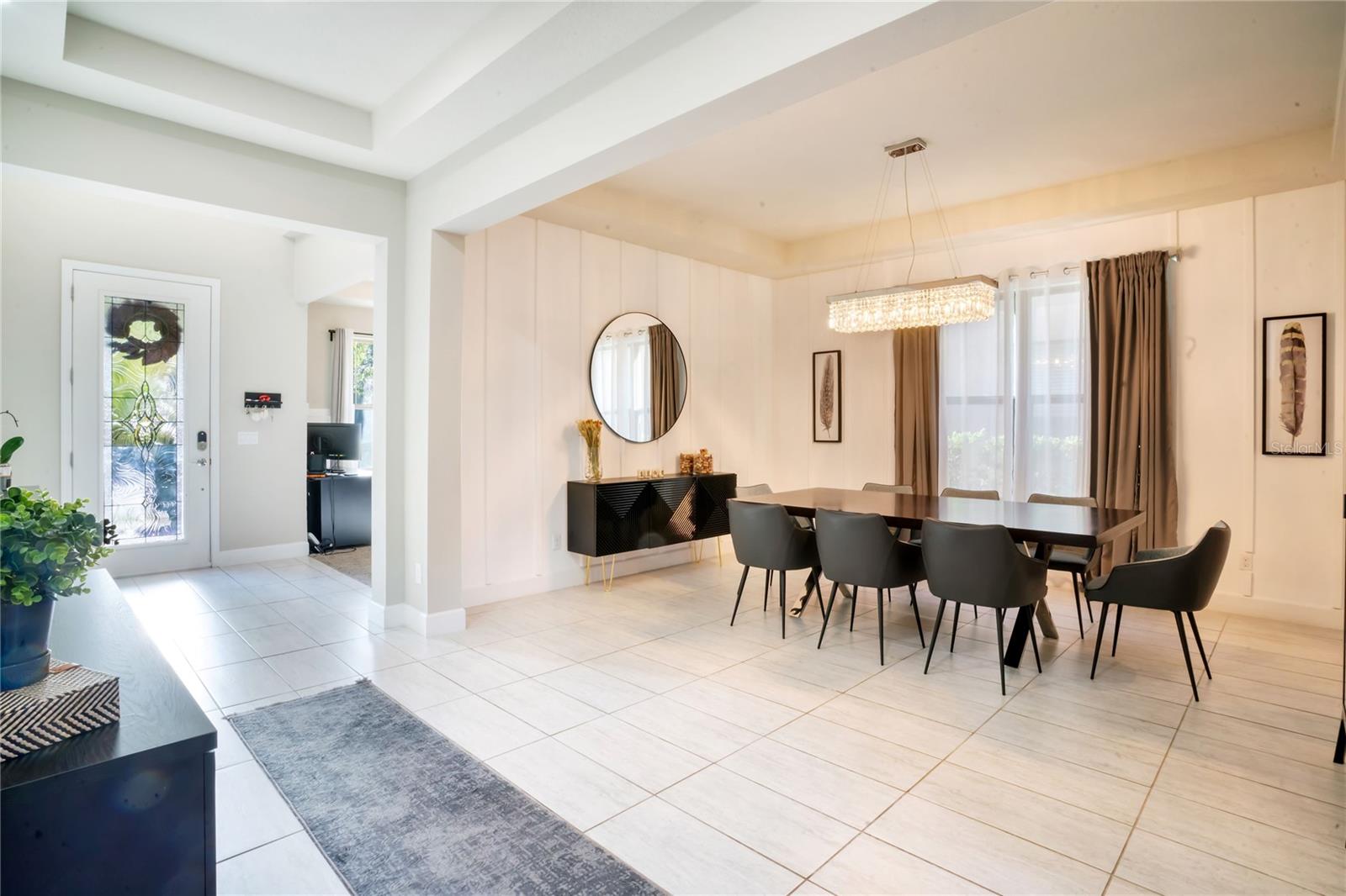 Image 6 of 36 For 9210 Royal Estates Boulevard