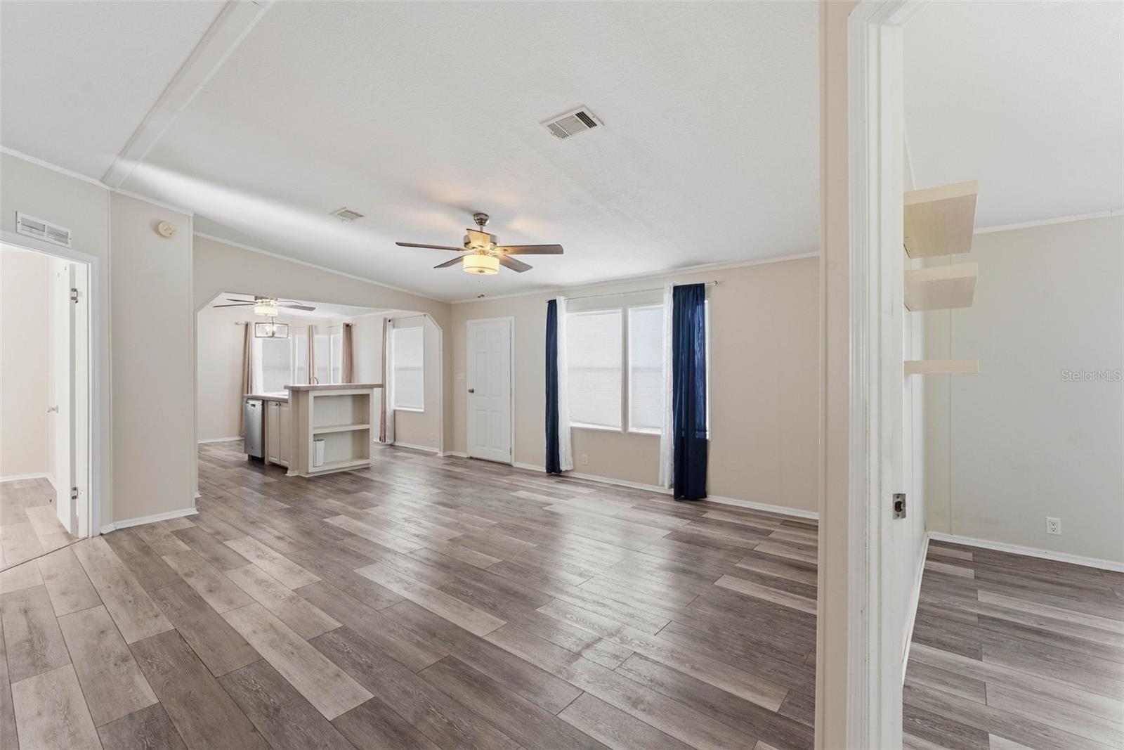 Image 20 of 53 For 50989 Highway 27 204