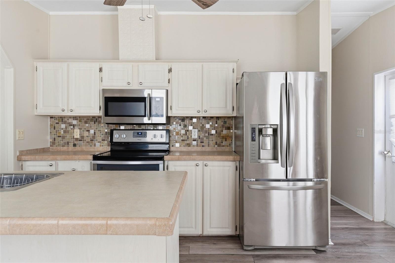 Image 24 of 53 For 50989 Highway 27 204