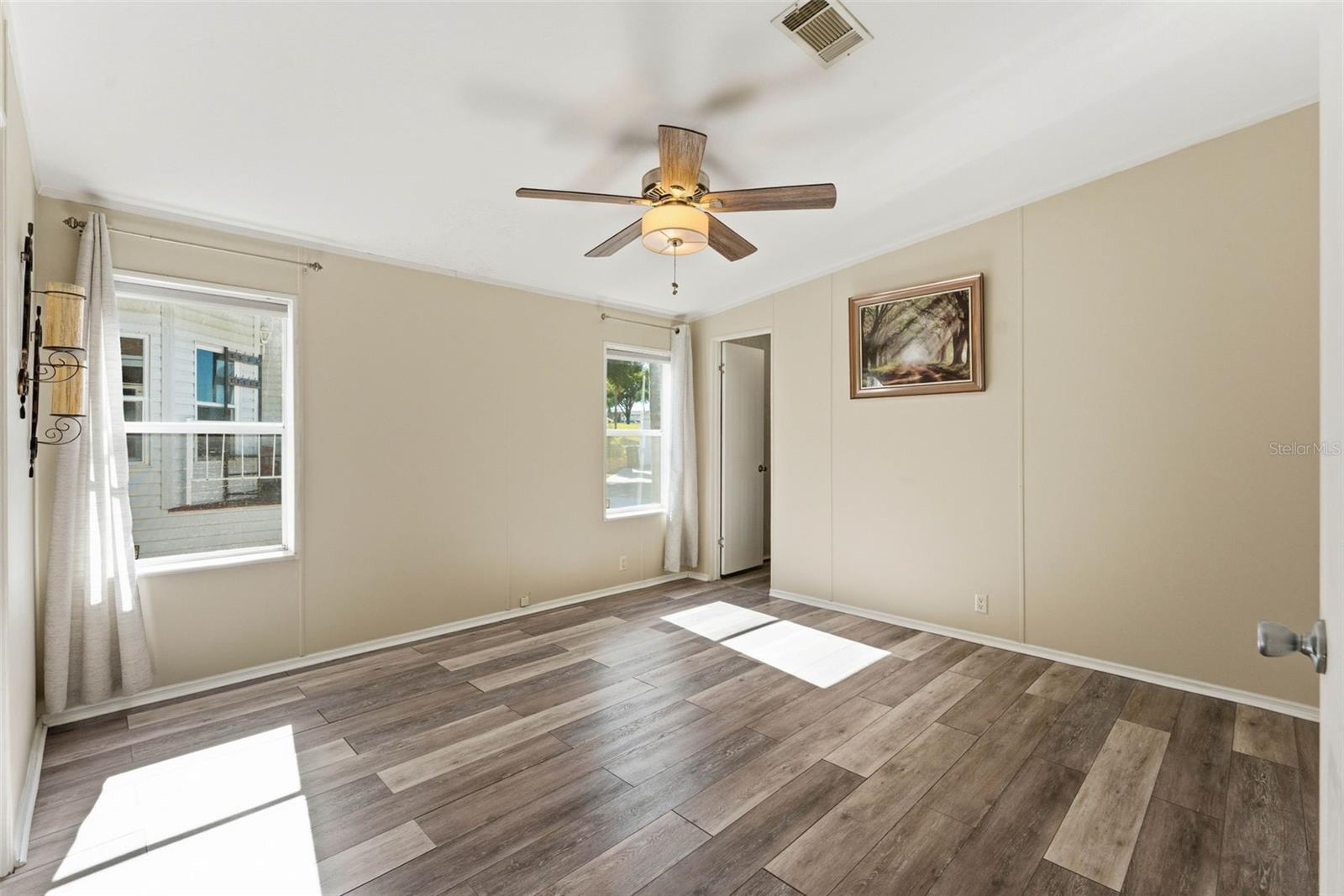 Image 27 of 53 For 50989 Highway 27 204