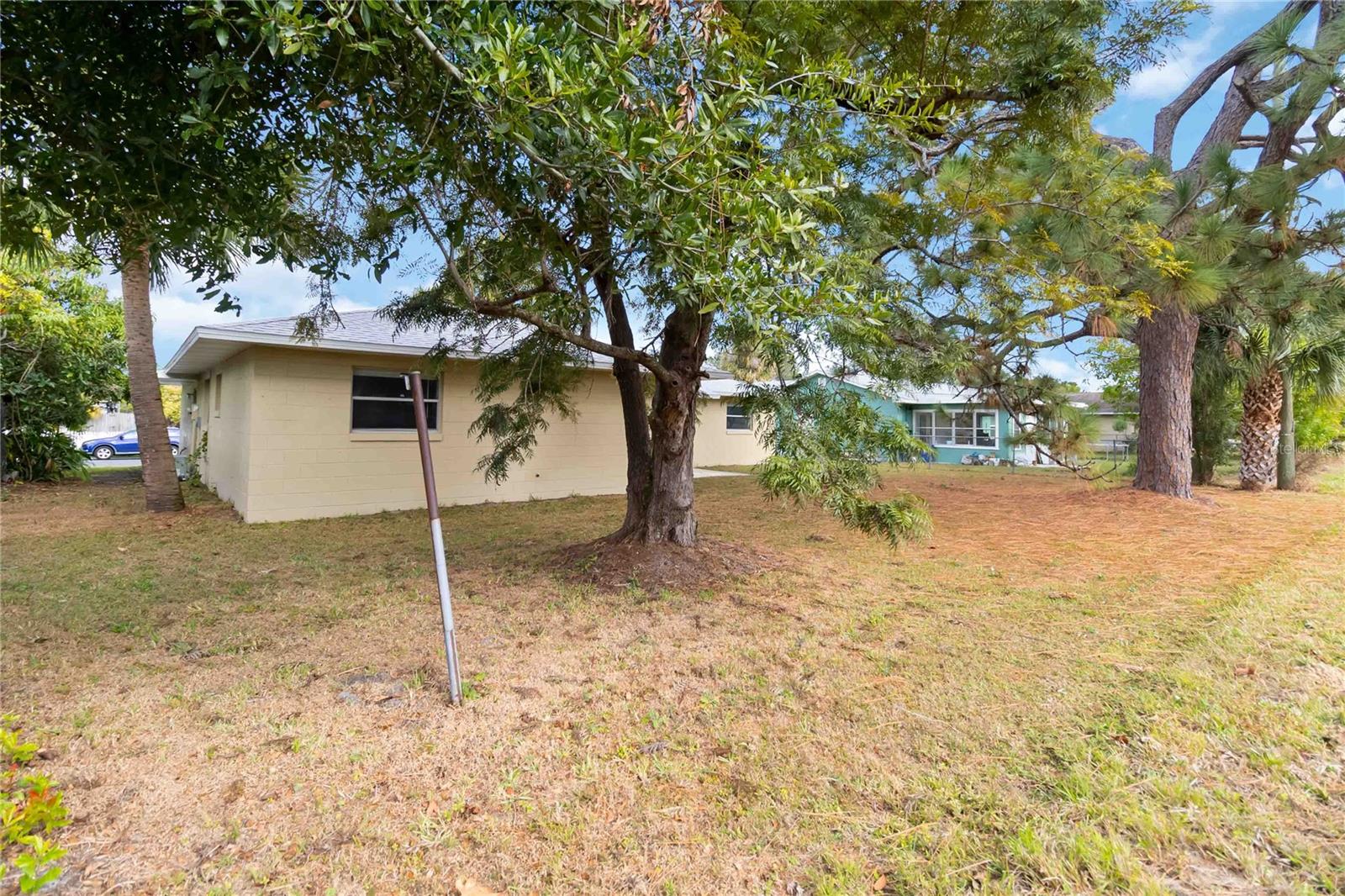 Image 22 of 24 For 4006 Macdonough Avenue