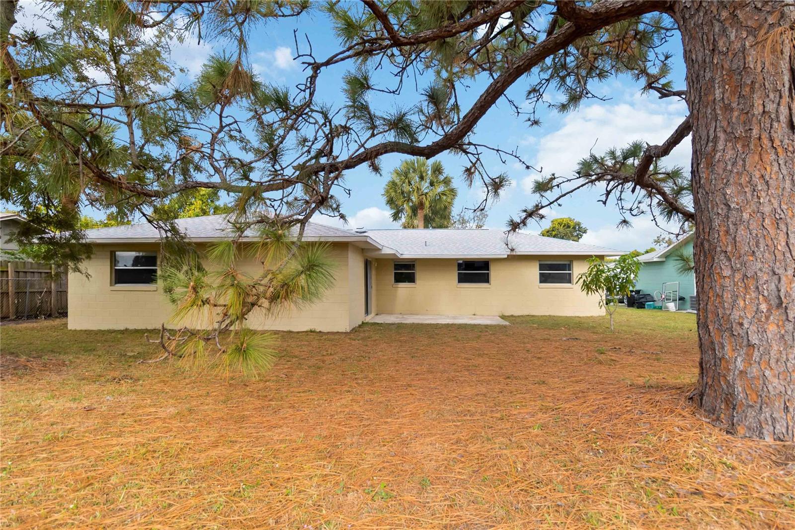 Image 23 of 24 For 4006 Macdonough Avenue