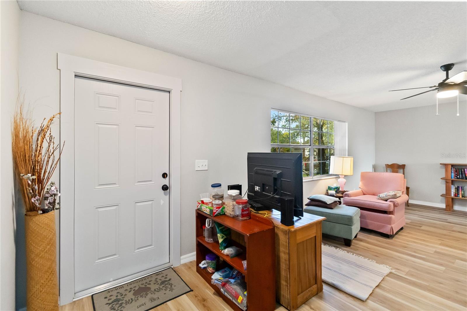 Image 4 of 24 For 4006 Macdonough Avenue