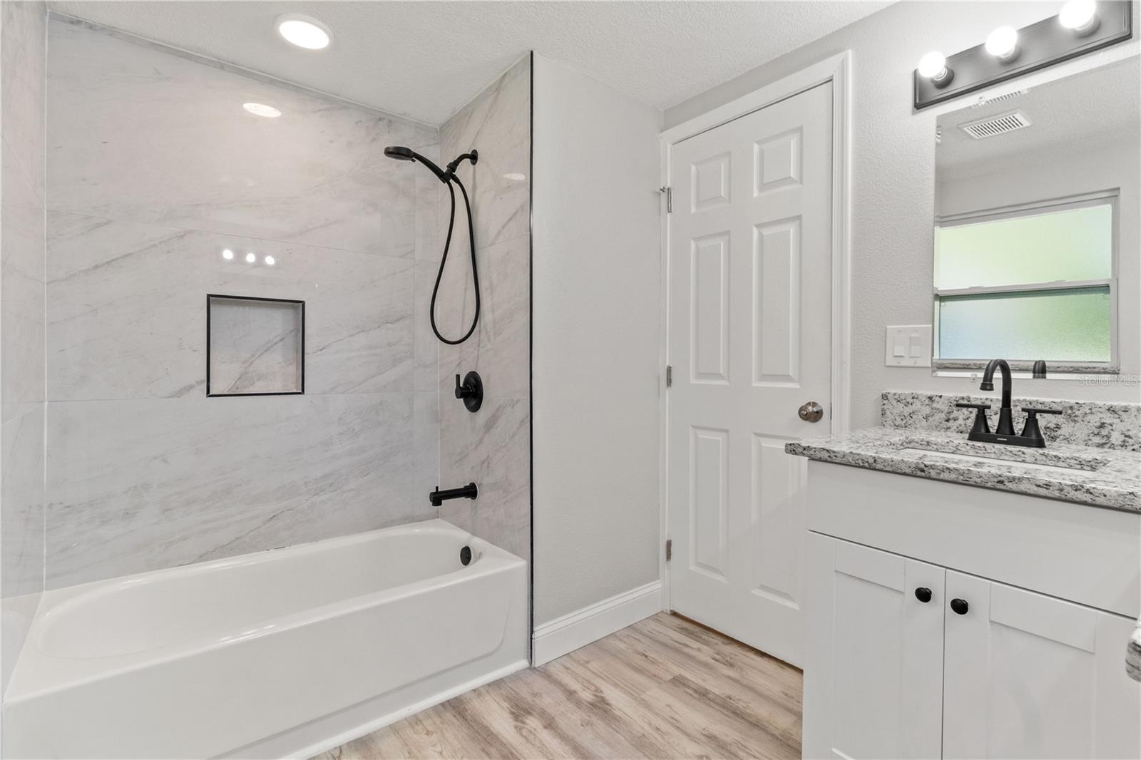 Image 12 of 35 For 2716 Berdetta Street