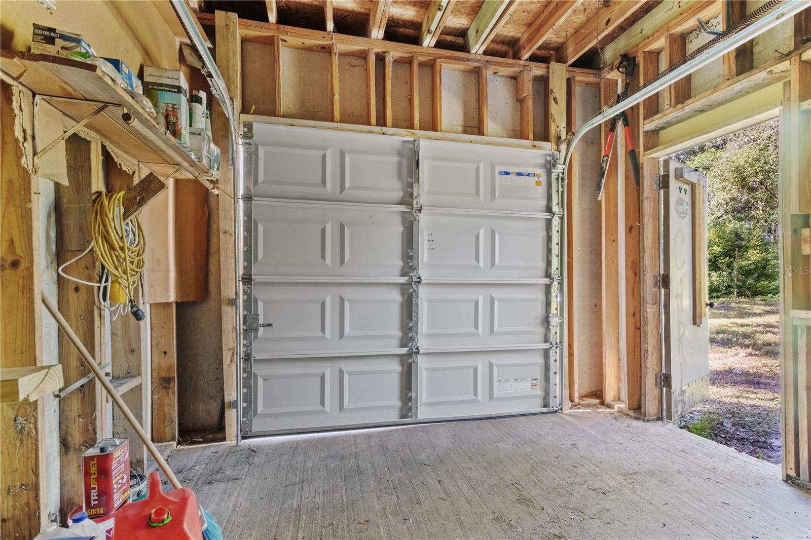 Image 22 of 35 For 2716 Berdetta Street