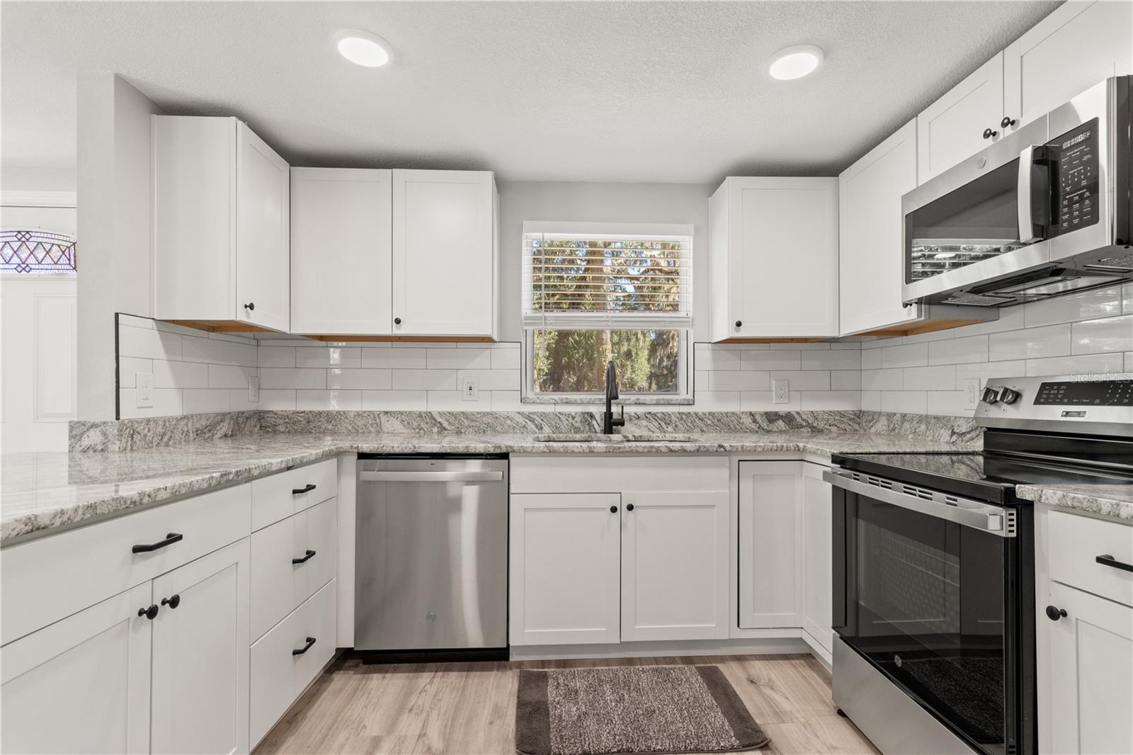 Image 4 of 35 For 2716 Berdetta Street