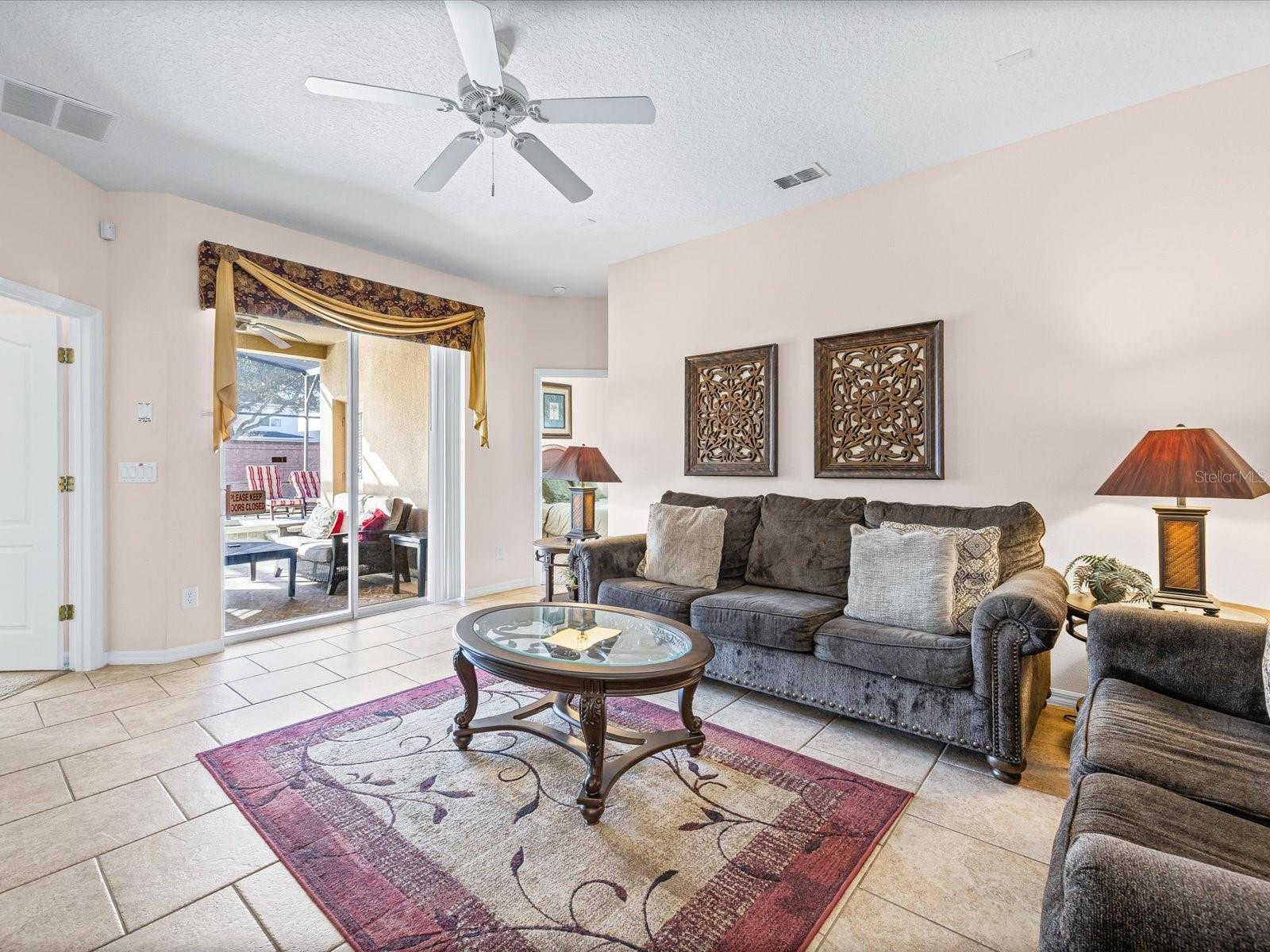 Image 11 of 42 For 113 Norfolk Drive