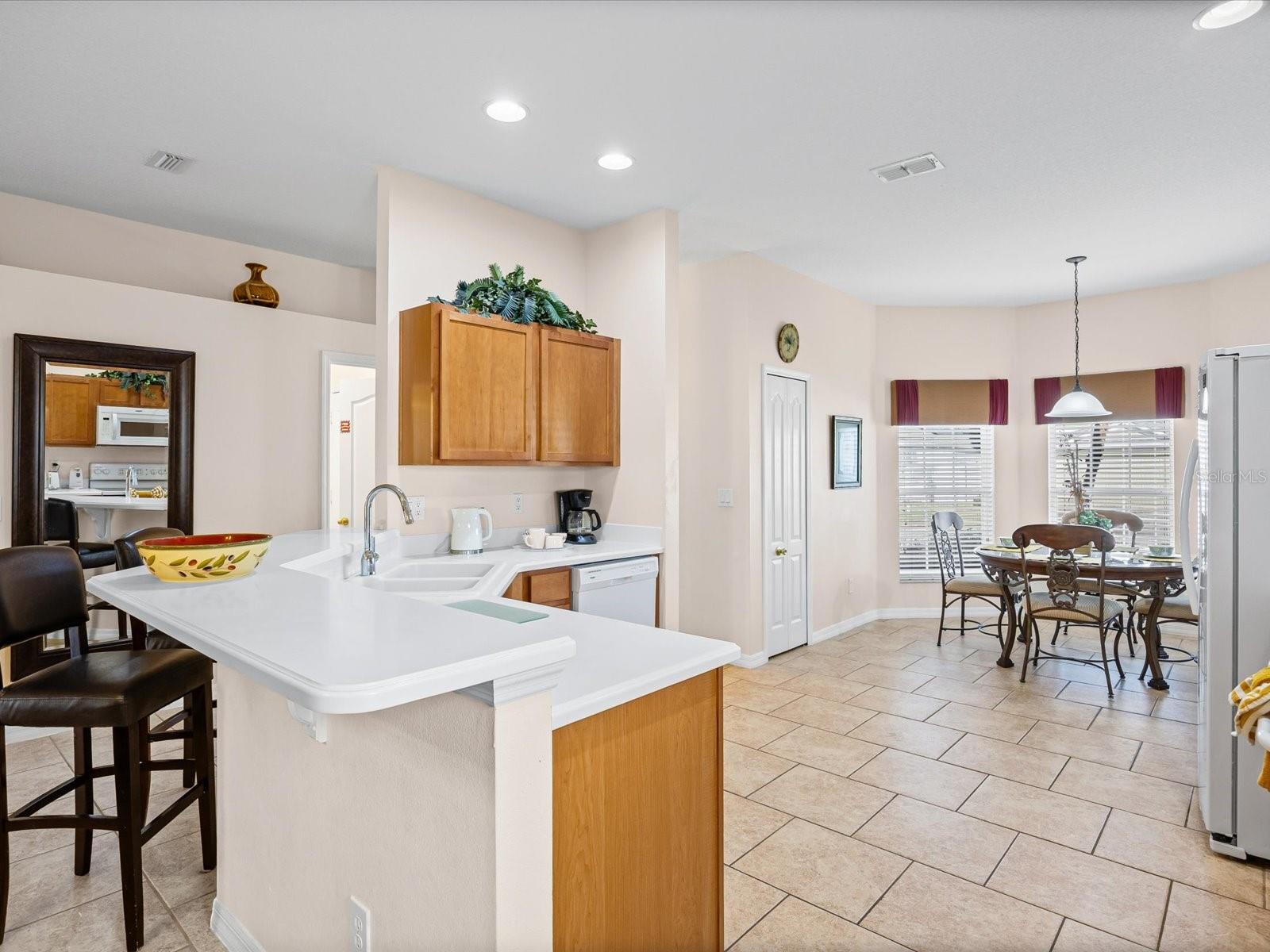 Image 14 of 42 For 113 Norfolk Drive