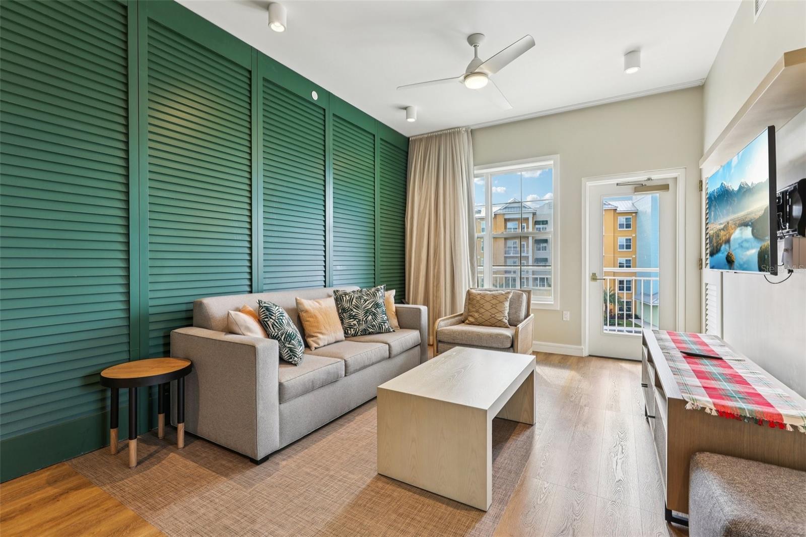 Image 15 of 58 For 3151 Sunset Walk Drive 318